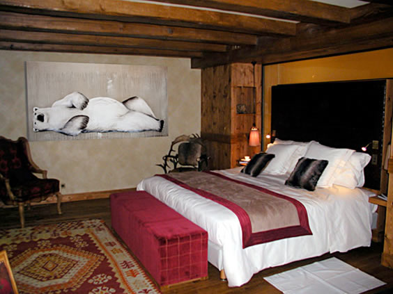 Cheval Blanc Courchevel 3 peinture-animalière Thierry Bisch artiste peintre animaux tableau art  nature biodiversité conservation Monaco Prince-Albert Fondation-Prince-Albert-de-Monaco 