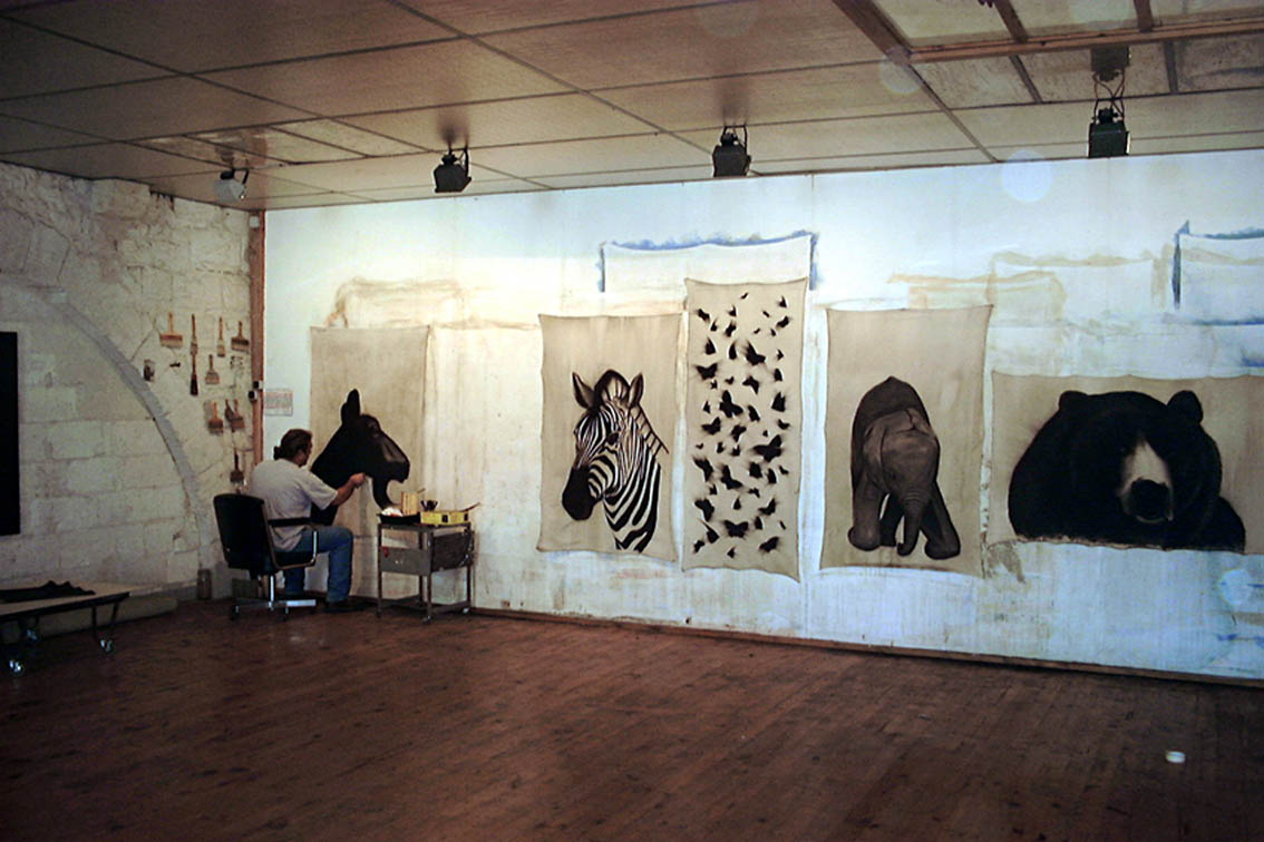 Atelier chèvre-du-Poitou-noire-biquette Thierry Bisch artiste peintre animaux tableau art  nature biodiversité conservation Monaco Prince-Albert Fondation-Prince-Albert-de-Monaco 