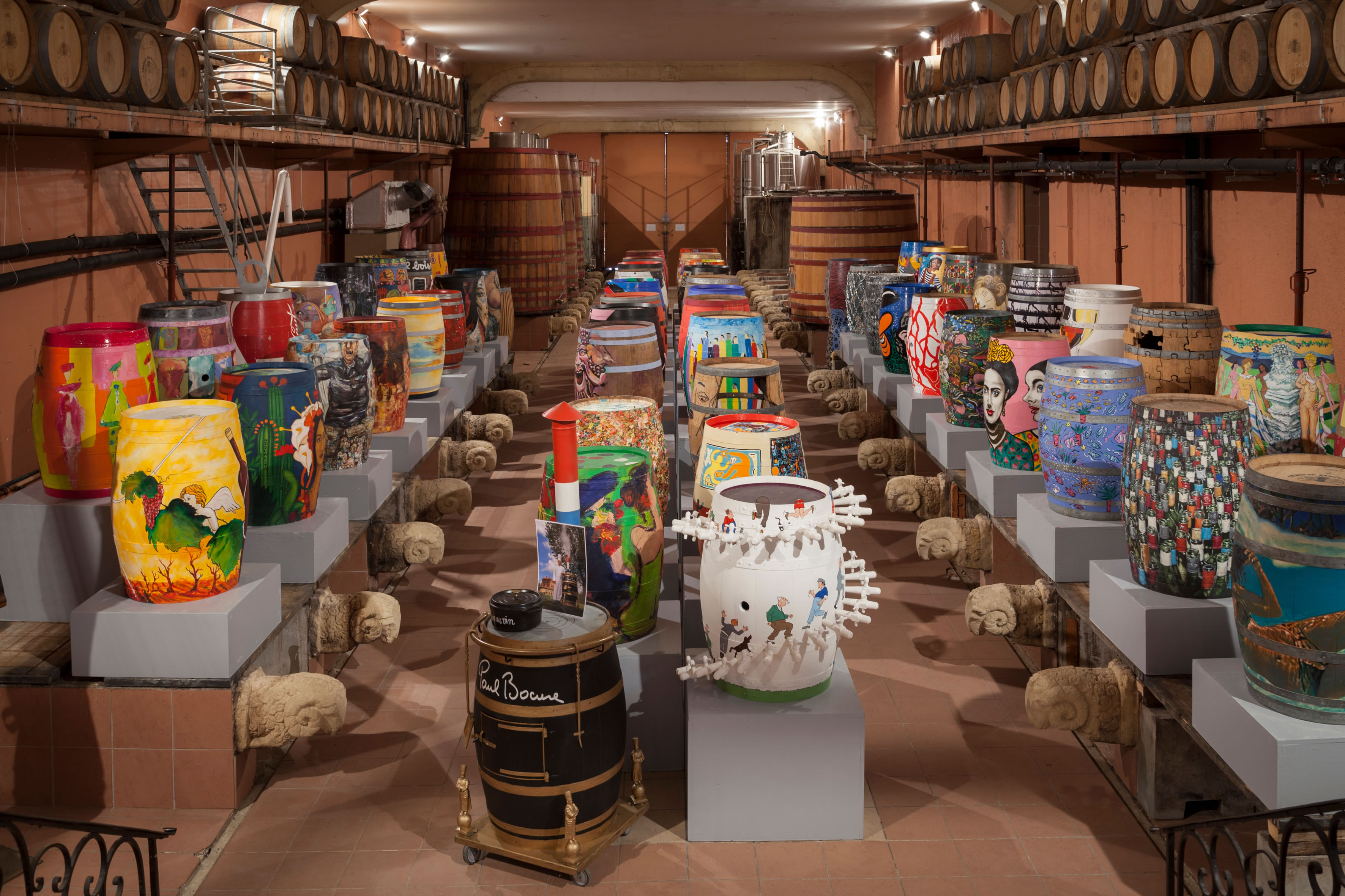 Bibart-Chateau-Puech-Haut barrel-wine-butterflies Thierry Bisch Contemporary painter animals painting art  nature biodiversity conservation Monaco Prince-Albert Prince-Albert-of-Monaco 