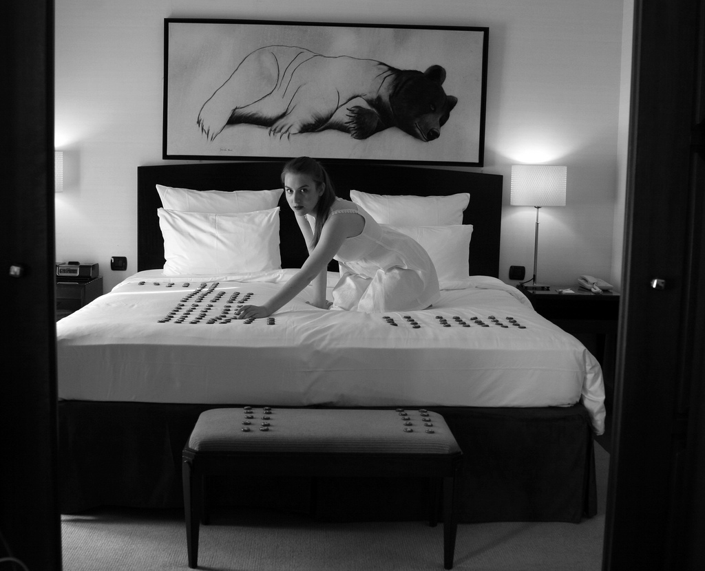 Hotel Lutetia Paris - Suite aux ours animal-painting Thierry Bisch Contemporary painter animals painting art  nature biodiversity conservation Monaco Prince-Albert Prince-Albert-of-Monaco 