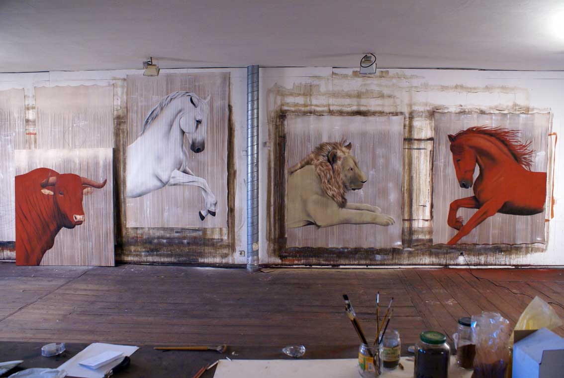 Janvier 2008 Red-bull-thoroughbred-horse-lipizzaner-lion-arabian-red Thierry Bisch Contemporary painter animals painting art  nature biodiversity conservation Monaco Prince-Albert Prince-Albert-of-Monaco 